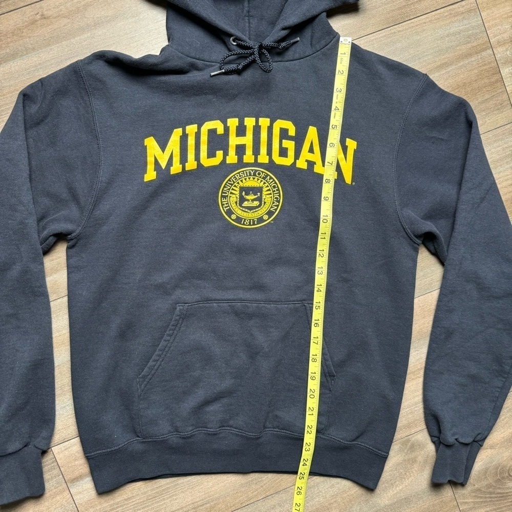 Vintage Champion Michigan Wolverines Men’s Pullover Hoodie Size Medium - Picture 5 of 5